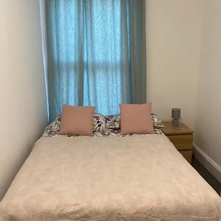 Private 6 Bristol